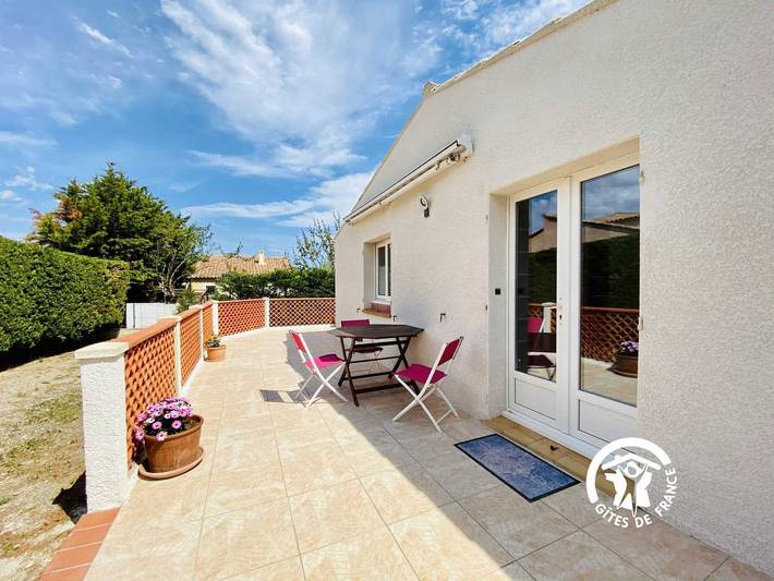 Gîte pour 2 personnes, avec jardin dans l' Aude - 2
