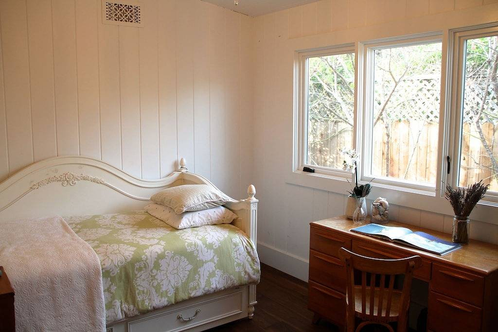 Perfektes Montecito Beach House, nur einen halben Block vom Miramar Beach / Rosewood Hotel entfernt in Montecito, Santa Barbara County