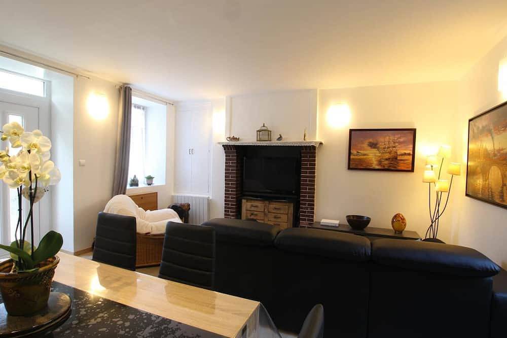 Casa acogedora en Barfleur: patio privado, mascotas bienvenidas, cerca del puerto y comercios in Barfleur, Región de Cherbourg