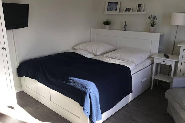 Ganze Wohnung, Frisch renoviert, Strandnah, sonnig, Süd-Balkon, Wlan in Westerland, Sylt (Gemeinde)