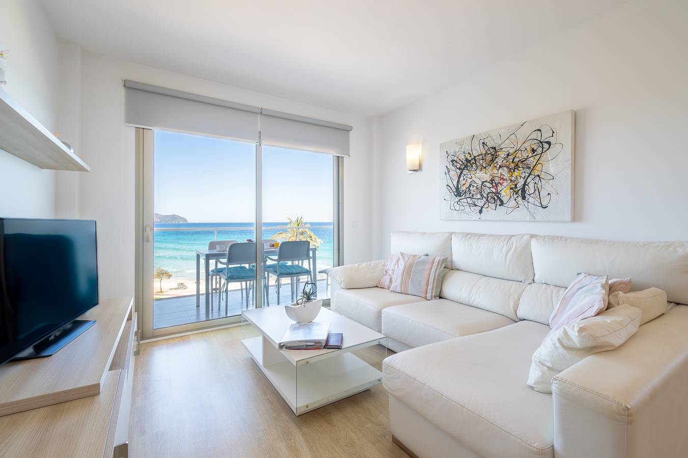 Entire apartment, Apartment 'Sa Maniga' with Sea View, Wi-Fi and Air Conditioning in Cala Millor, Sant Llorenç des Cardassar