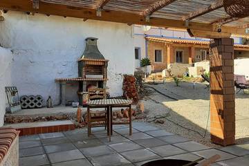 Gîte pour 8 personnes, avec balcon et jardin, animaux acceptés dans Alte
