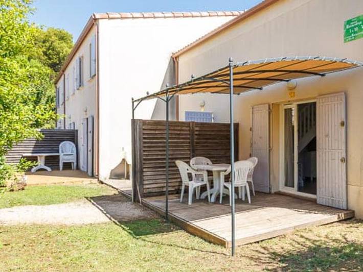 Camping für 4 Personen, mit Kinderpool in Vaucluse - 2