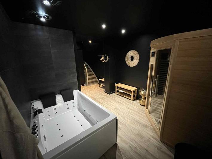 Chambre d’hôte pour 2 personnes, avec Jacuzzi et Sauna