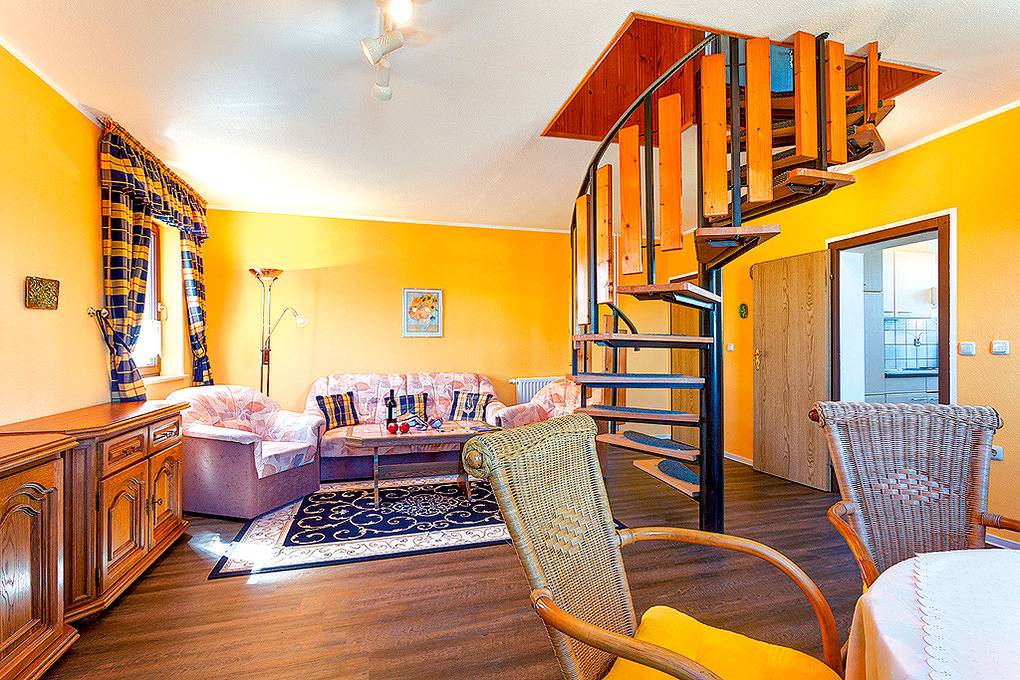 Holiday home for 4 people with garden in Hagen Auf Rügen, Lohme