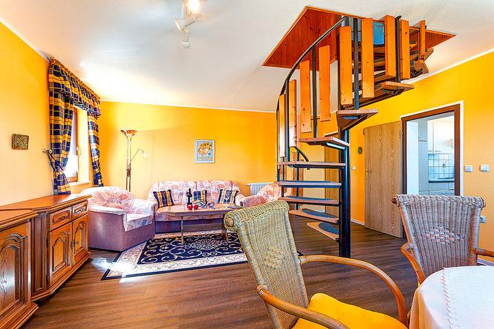 Ferienhaus für 4 Personen, mit Terrasse und Garten in Lohme - 3