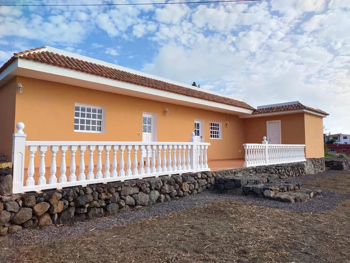 Casa de vacaciones para 10 personas, con jardín y vistas - 1