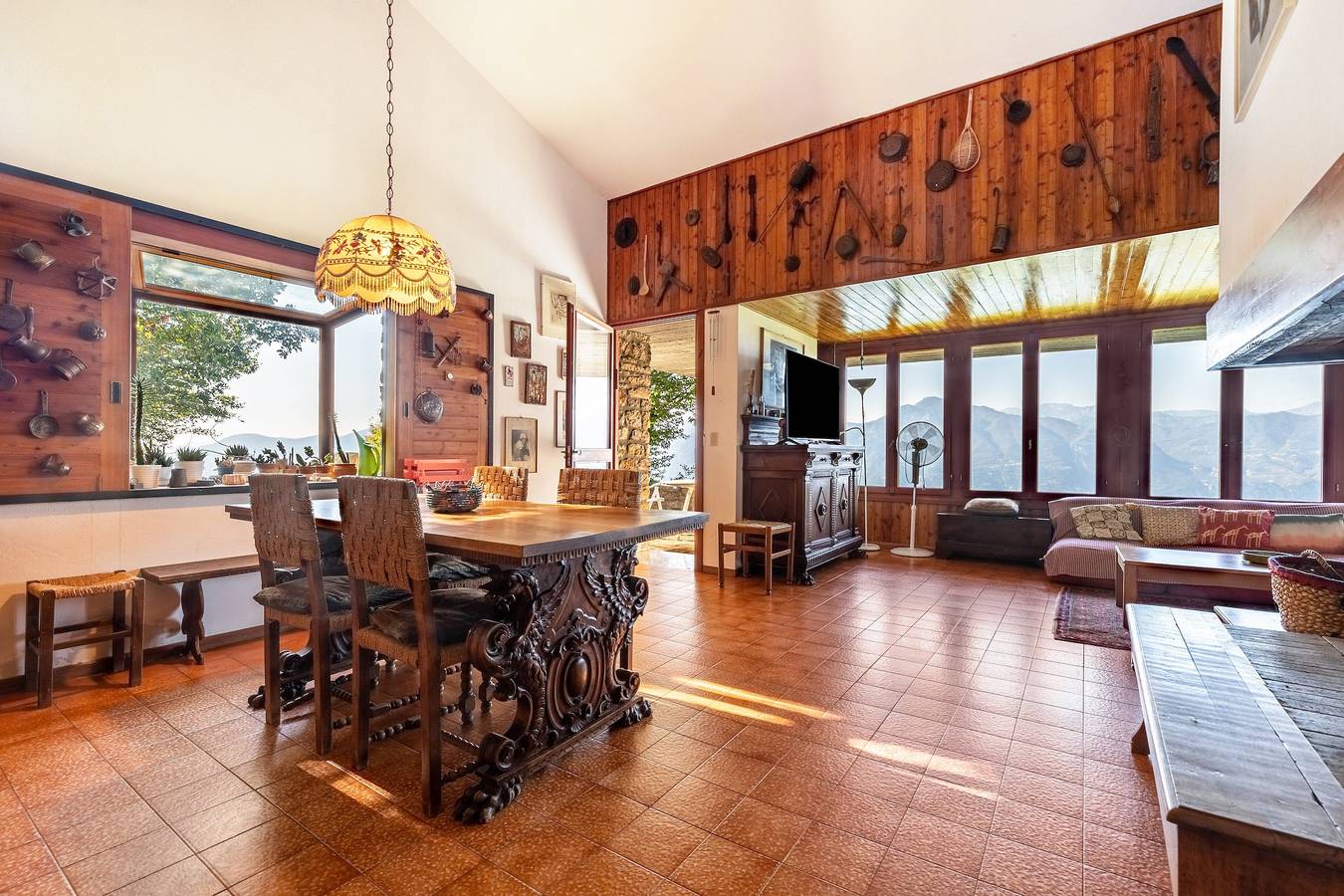 'Villa Franca San Zeno' with Lake View, Garden & Wi-Fi in San Zeno di Montagna, Garda Mountains