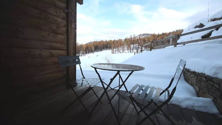 Chalet pour 6 personnes, avec piscine et sauna