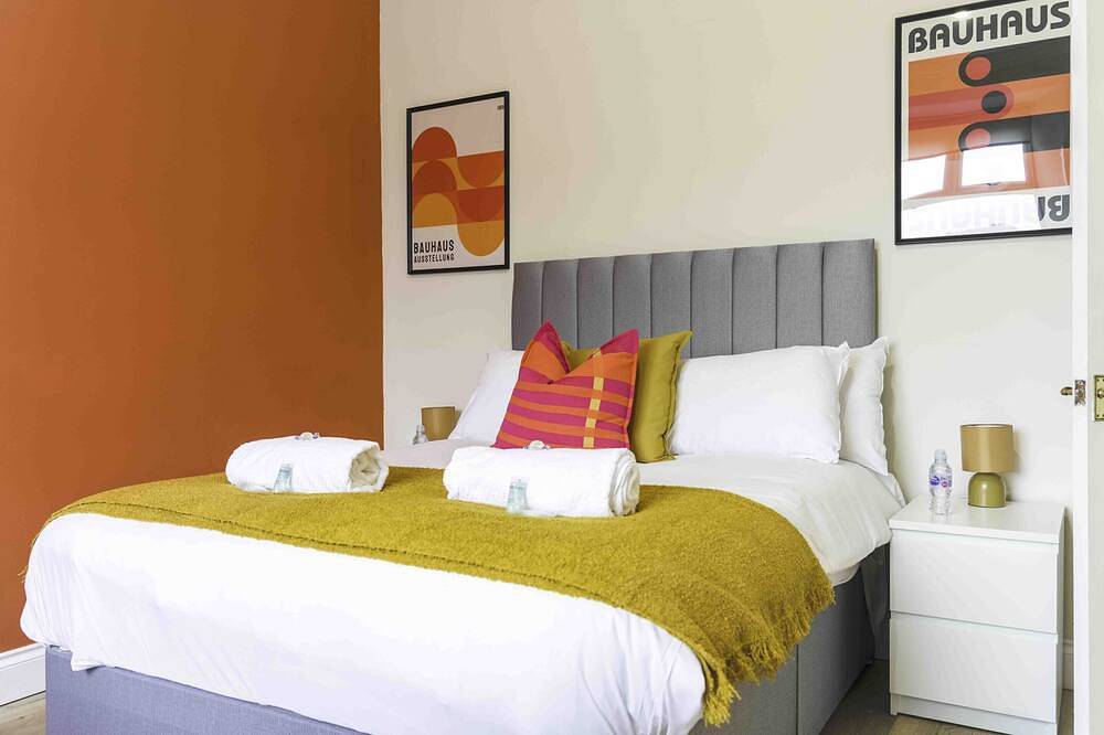 Ganze Wohnung, Apartment-Eigenes Badezimmer in Loch Lomond, West Dunbartonshire