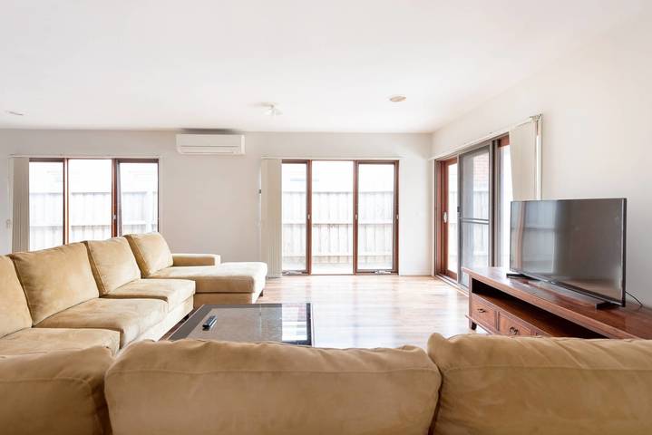 Ferienhaus für 8 Personen, mit Whirlpool und Balkon sowie Garten - 1