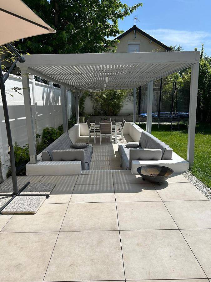 Maison de vacances pour 11 personnes, avec Terrasse ainsi que Jardin et Vue à Enghien-les-Bains