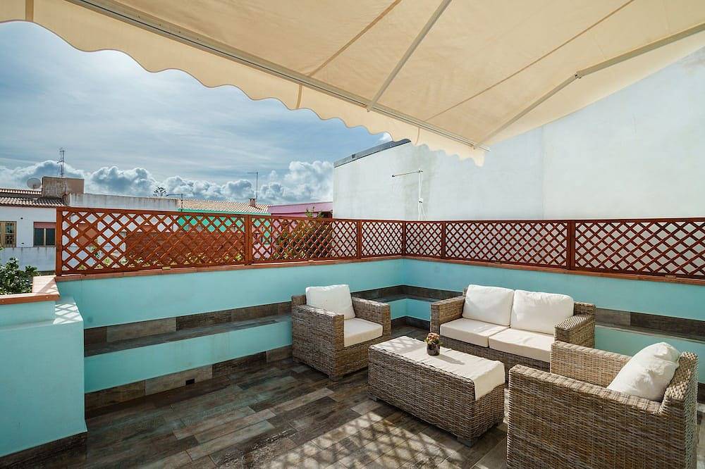 Appartamento intero, Holiday Home Alle Pavoncelle, indipendente con terrazzo di 50 mq in Portoscuso, Provincia di Carbonia-Iglesias