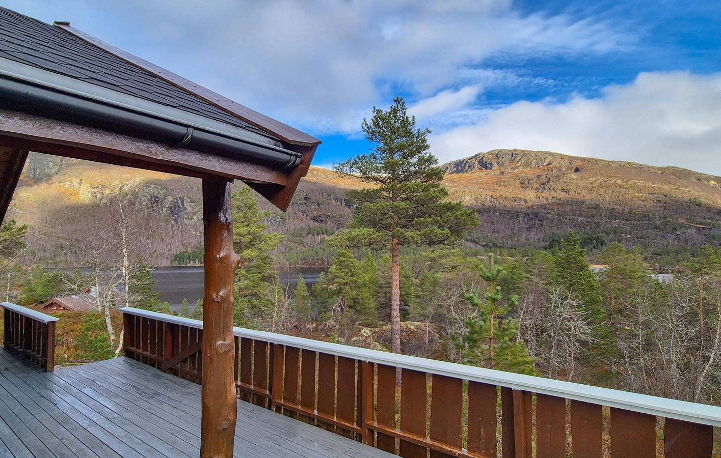 Ferienhaus für 8 Personen mit Ausblick in Odda