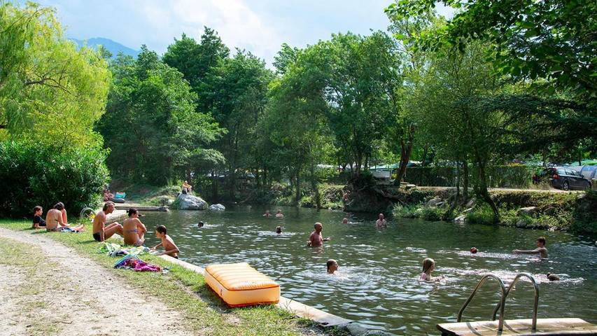 Gîte pour 6 personnes, avec terrasse et jardin à Marquixanes - 2