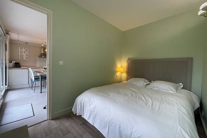Appartement entier, Deauville, Appart Avec Jardin  clos et équipé  , 5 min De La Mer, 5 Min des Golf in Deauville, Région de Lisieux