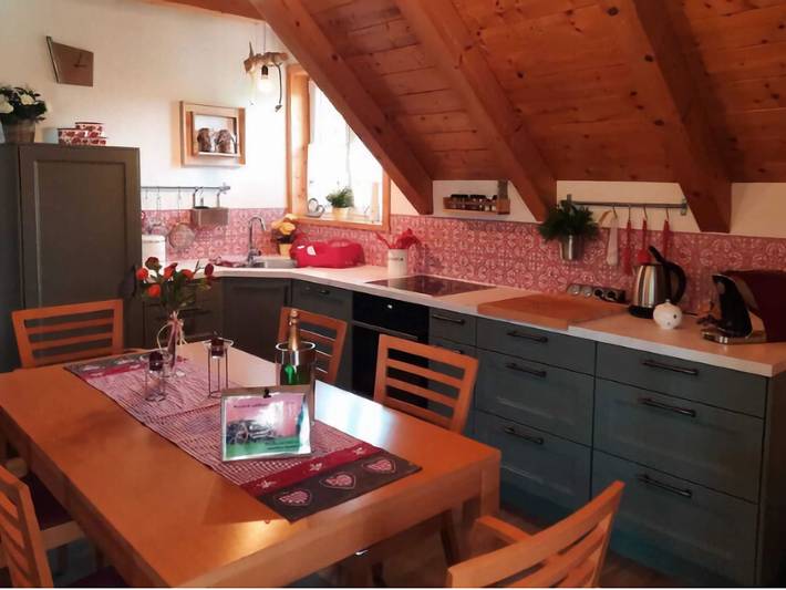 Ganze Wohnung, Wohnung in Neuhaus nahe Skigebiet Petzen in Karawanken und Bachergebirge, Neuhaus