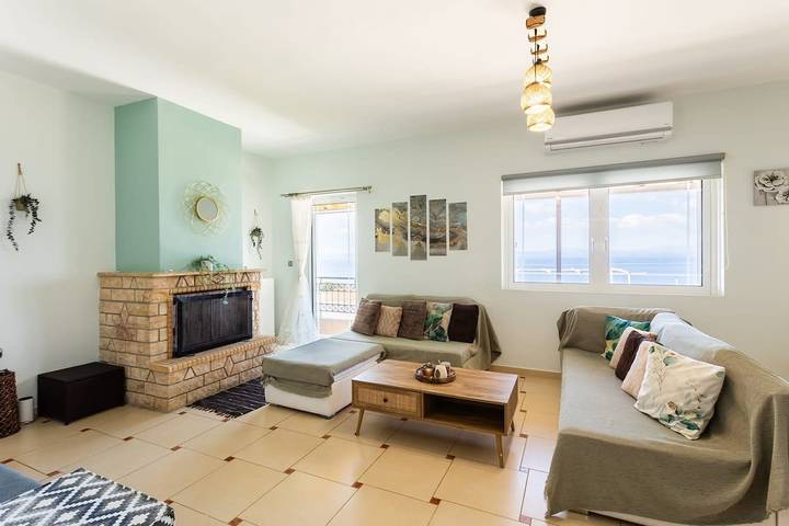 Ferienwohnung für 7 Personen, mit Meerblick und Garten in Kalamata - 2