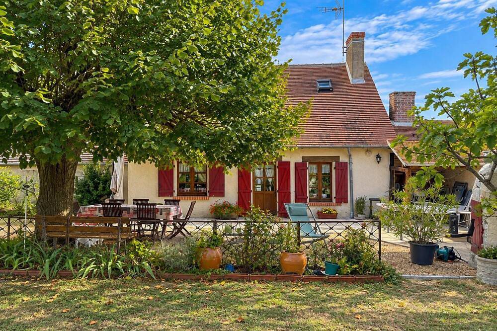 Familienferienhaus in der Nähe der Loire-Schlösser mit Garten und Kinderspielen in Cour-Cheverny, Sologne