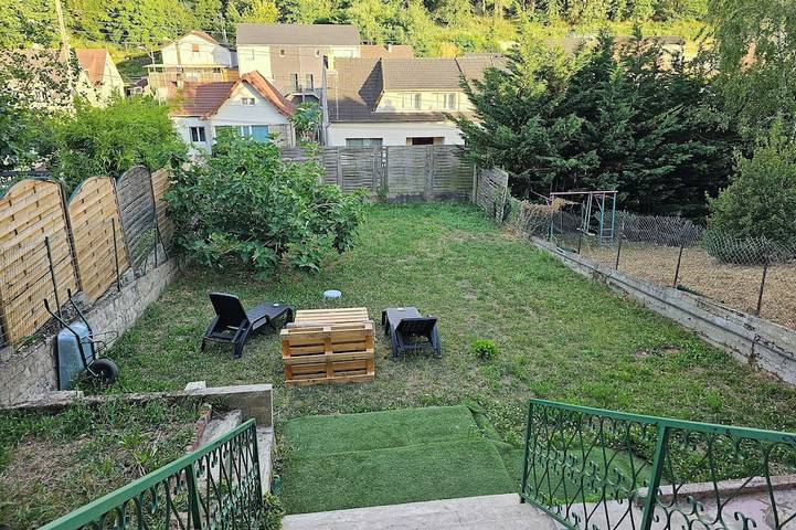 Gîte pour 6 personnes, avec jacuzzi dans Fosses