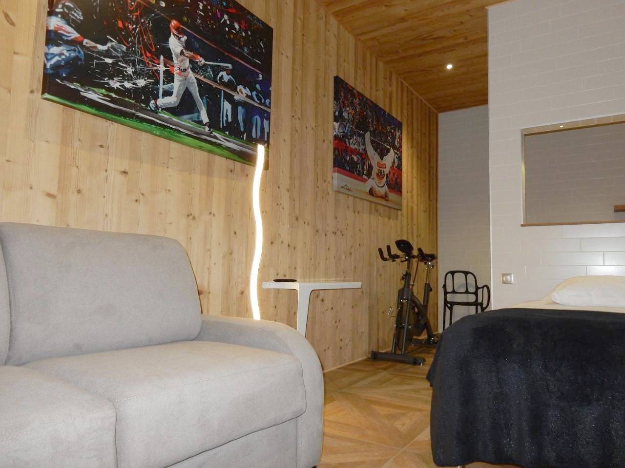 Standard Quadruple Room in Saint-Vulbas, Belley