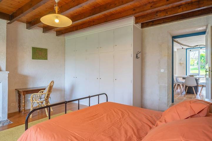 Location de vacances pour 7 personnes, avec jardin et piscine à Chenac-Saint-Seurin-d'Uzet - 4