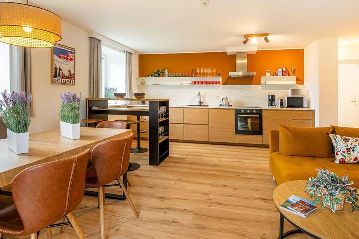 Gîte pour 4 personnes, avec jardin ainsi que sauna et piscine, adapté aux familles à Bad Gastein - 4
