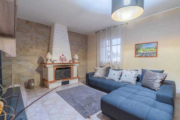 Villa 'Mariavittoria' avec vue sur mer, Wi-Fi et climatisation in Floridia, Province de Syracuse