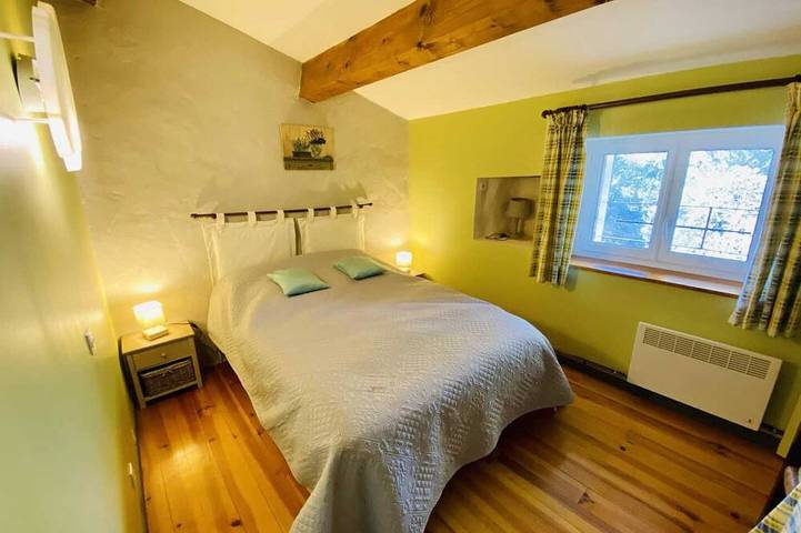 Location de vacances pour 10 personnes, avec jardin à Mailhac - 4