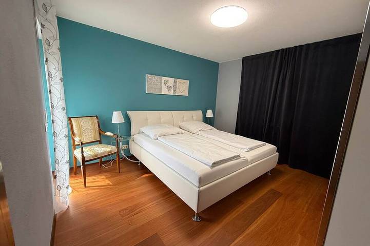 Ferienwohnung für 7 Personen, mit Balkon und Garten