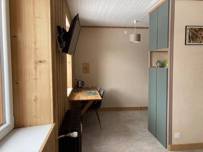 Gîte pour 2 personnes, avec Jardin dans Station de Monts Jura - 3