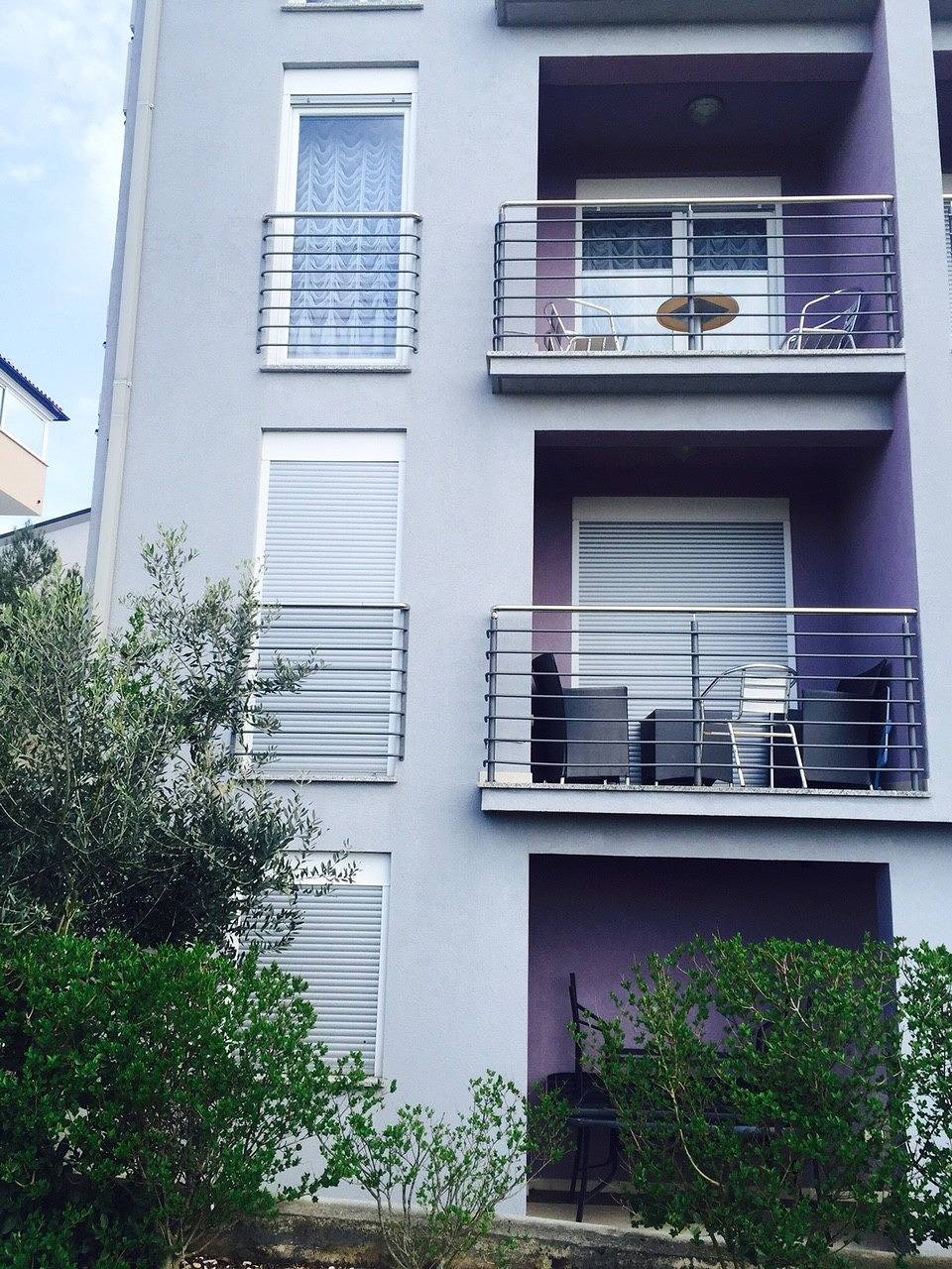 Ganze Wohnung, 2-Zimmer-Ferienwohnung mit Pool Zambratija, Umag A-27150-a in Zambratija, Umag und Umgebung