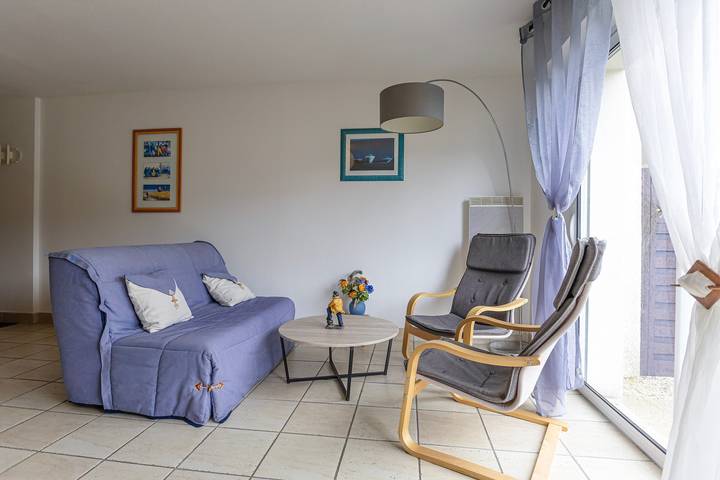 Entire apartment, Apartment 'La Mouette St Philibert 3 Stars' with Private Terrace, Garden, Wi-Fi in Saint-Philibert, Côte des Mégalithes