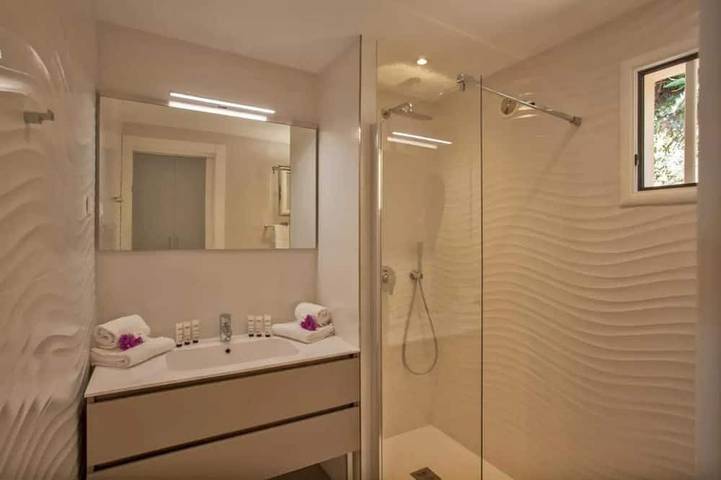 Location de vacances pour 4 personnes, avec piscine et jardin dans Olmeto Plage - 4