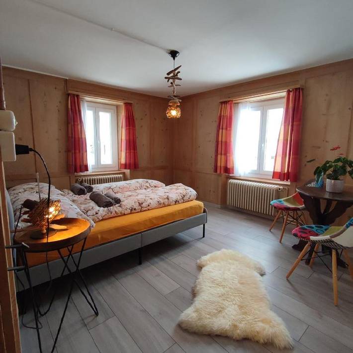 Ferienwohnung für 4 Personen, mit Garten und Ausblick in Alvaneu
