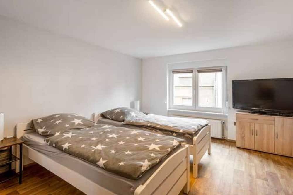 Ganze Wohnung, Große Ferienwohnung mitten in Bad Belzig in Bad Belzig, Fläming