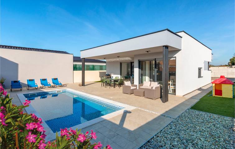Ferienhaus für 5 Personen in Peroj