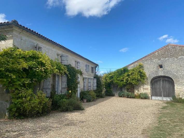 Villa pour 12 personnes, avec Terrasse ainsi que Piscine et Vue