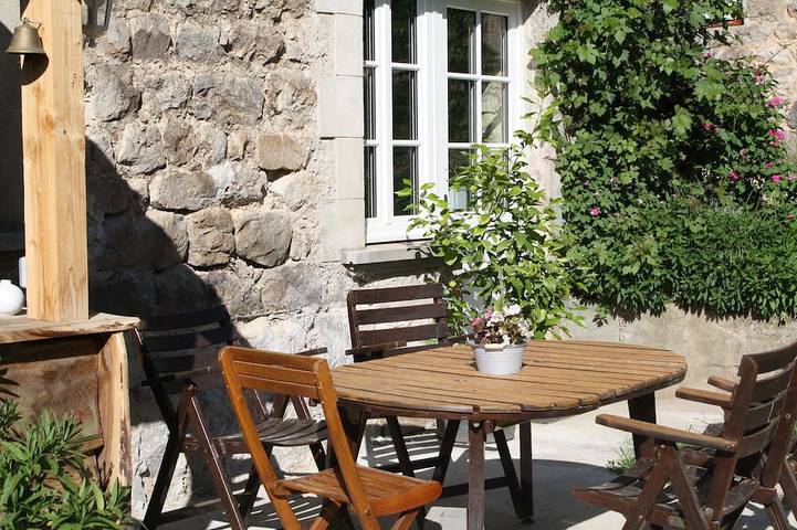 Gîte pour 5 personnes, avec Terrasse et Jardin