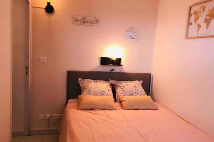Entire apartment, Charming T2 with exceptional sea view in Cap d'Agde, Agde