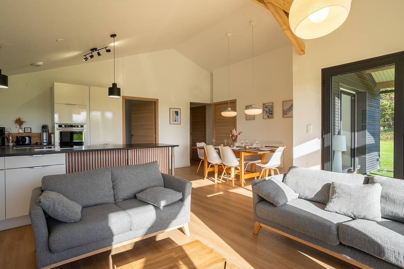 Kergueguen - Charmante maison avec jardin in Clohars-Carnoët, Région de Quimper