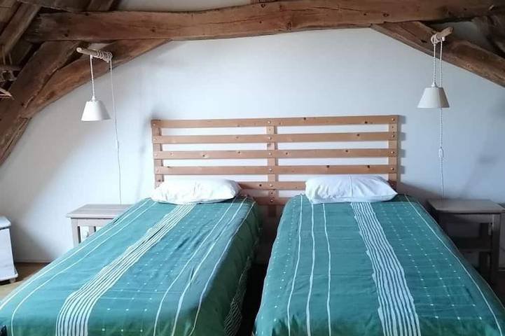 Gîte pour 4 personnes, avec jardin et piscine, animaux acceptés à Neuilly-le-Réal - 4
