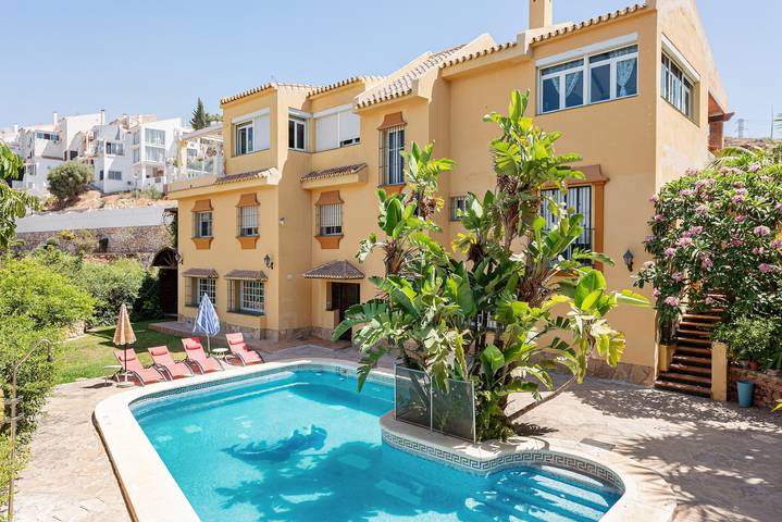 Villa pour 4 personnes, avec Balcon et Jardin