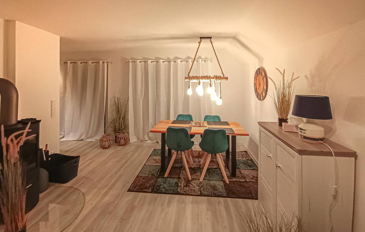 Ganze Ferienwohnung, Büsum Strand Wohnung: Terrasse, Parkplatz, 1,5 km zum Hauptstrand in Büsum, Dithmarschen