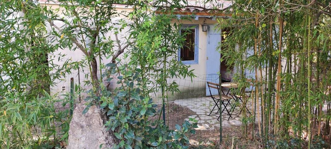 Location de vacances pour 2 personnes, avec jardin à Boulbon - 2