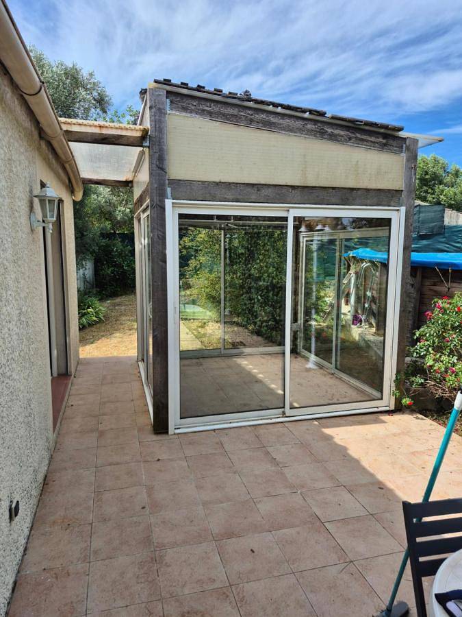Location de vacances pour 2 personnes, avec Terrasse et Piscine à Restinclières - 3