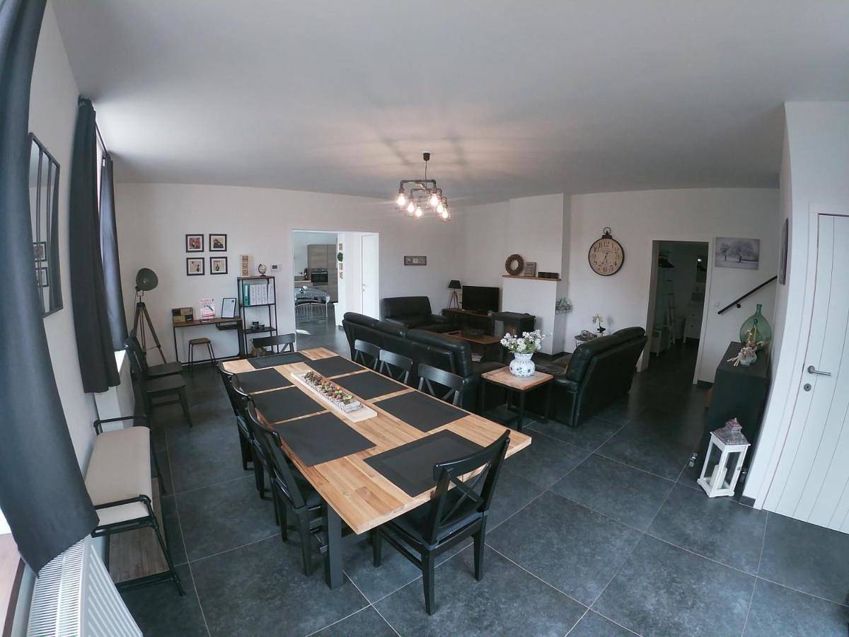 Three-Bedroom House in Tournai, Hainaut