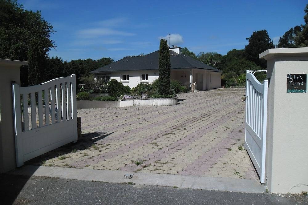 La Villa Breizh su casa de vacaciones. in Quéven, Côte des Mégalithes