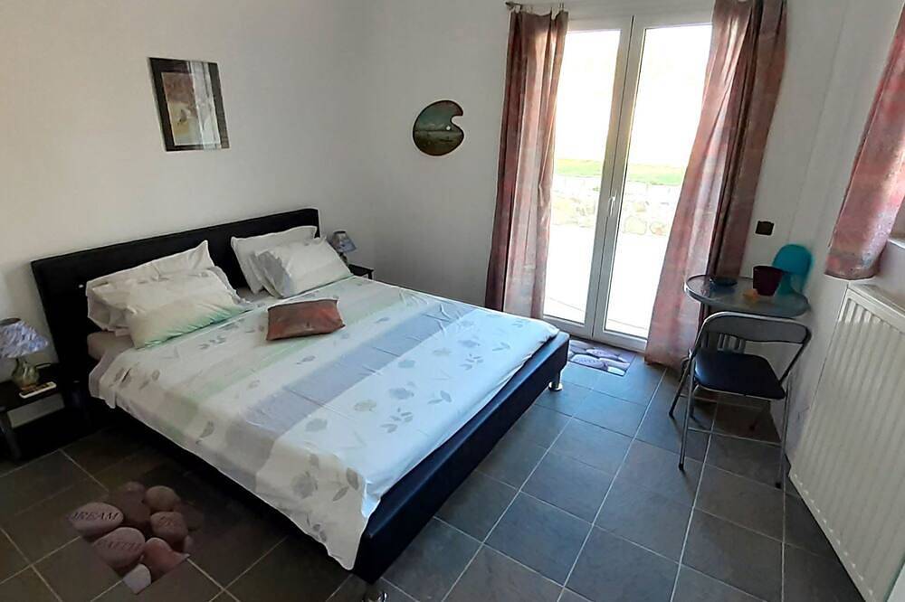 Charly Point Villa in Methoni, Messenia