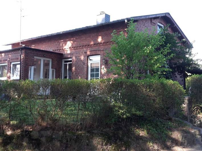 Ferienhaus für 7 Personen, mit Terrasse und Garten in Rade (Steinburg)